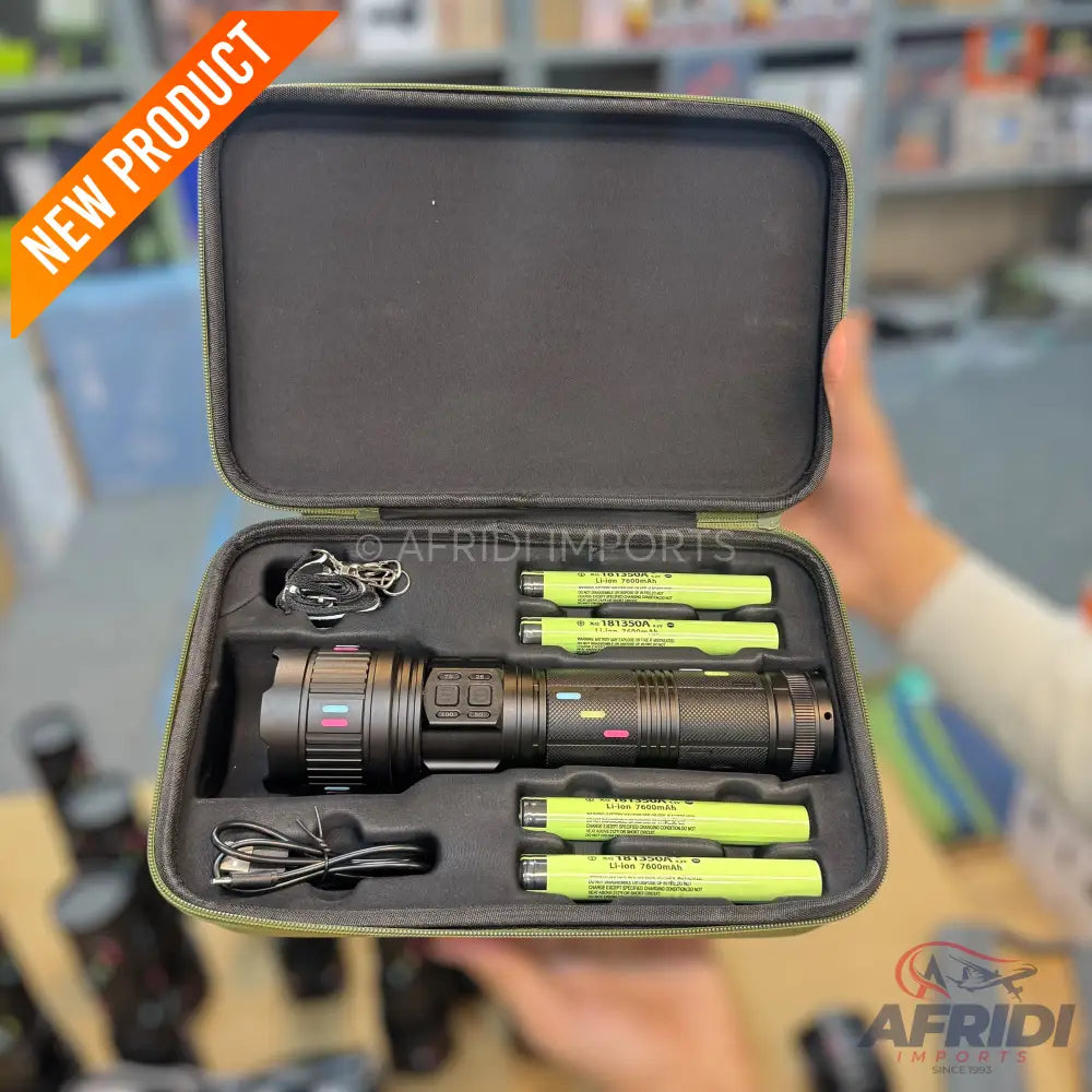 2KM Powerful Zooming Flashlight - UK Lot
