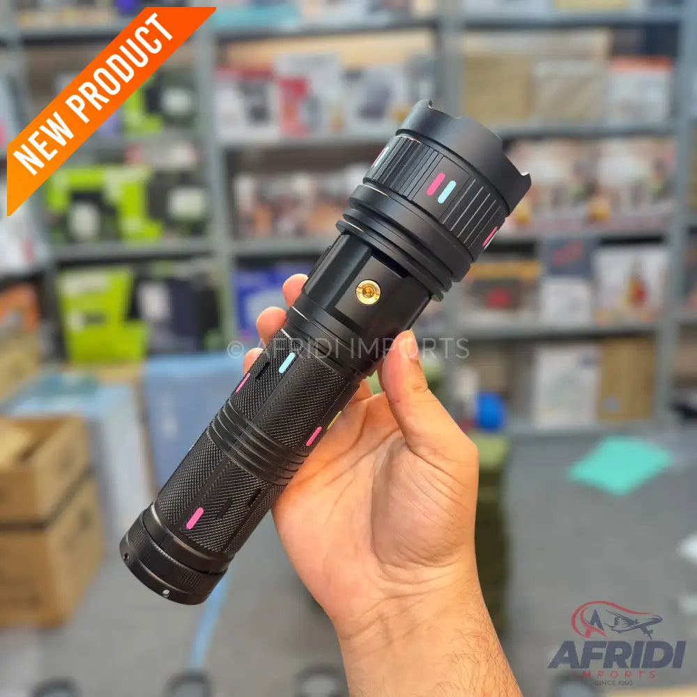 2KM Powerful Zooming Flashlight - UK Lot