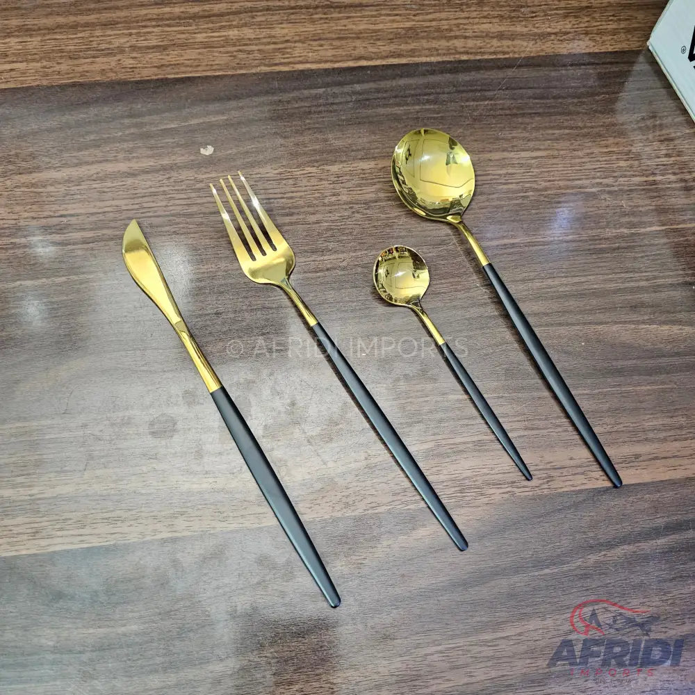 Lot Imported 28 Piece Cutlery Set